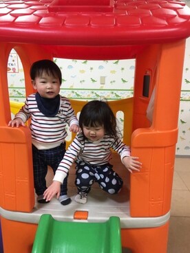 「柄×柄」｜「アイテム（スウェット）」を使った、あかねくん&たっくんさん（キッズ・90cm）の春コーディネート