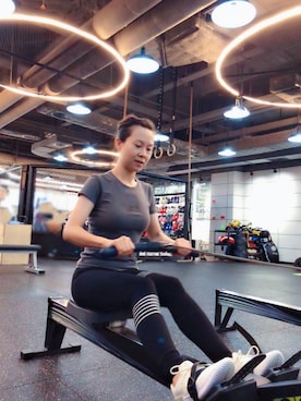 「ALOのアイテム」を使った、niuさん（レディース・159cm）の夏コーディネート