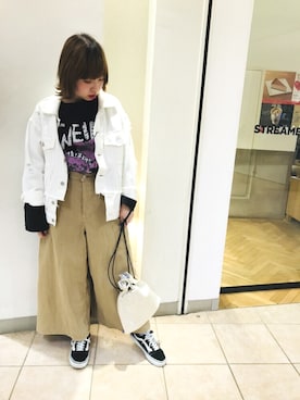 「RNA」｜「アイテム（デニムジャケット）」を使った、ネネさん（レディース・152cm）の冬コーディネート