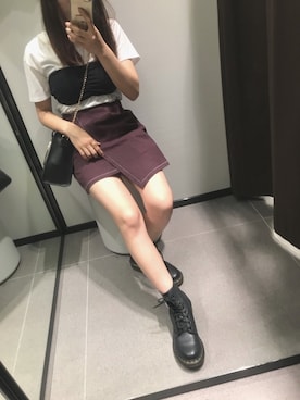 「Dr. Martens（ドクターマーチン）のレディース Dr.Martens ドクターマーチン 1460 W PASCAL 8 EYE BOOT パスカル 8アイレットブーツ 13512006 BLACK VIRGINIA（ブーツ）」を使った、ももさん（レディース・153cm）の秋コーディネート