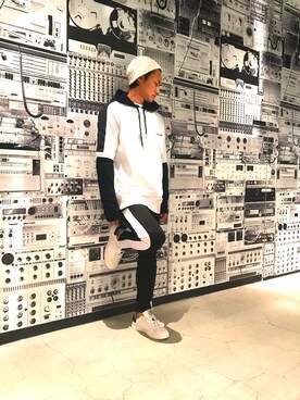 「DIESEL（ディーゼル）のアイテム（パーカー）」を使った、keiさん（メンズ・168cm）の春コーディネート