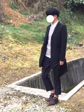 「ウィンドウペン」｜「アイテム（チェスターコート）」を使った、Mihaさん（メンズ・170cm）の冬コーディネート