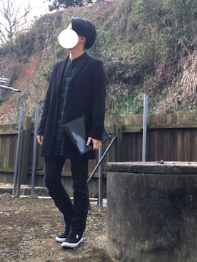 「リング」｜「アイテム（チェスターコート）」を使った、Mihaさん（メンズ・170cm）の冬コーディネート