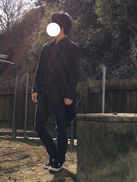 「リング」｜「アイテム（ステンカラーコート）」を使った、Mihaさん（メンズ・170cm）の冬コーディネート