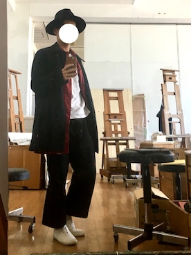 「ツバ広ハット」｜「アイテム（ステンカラーコート）」を使った、Mihaさん（メンズ・170cm）の春コーディネート