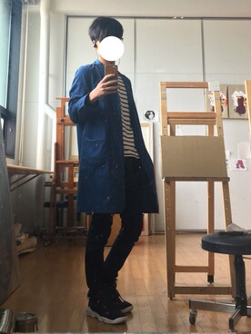 「niko and...（ニコアンド）のアイテム（チェスターコート）」を使った、Mihaさん（メンズ・170cm）の春コーディネート