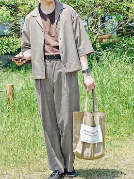 「オープンカラー」｜「アイテム（ジャケット/アウター）」を使った、よしおさん（メンズ・175cm）の春コーディネート