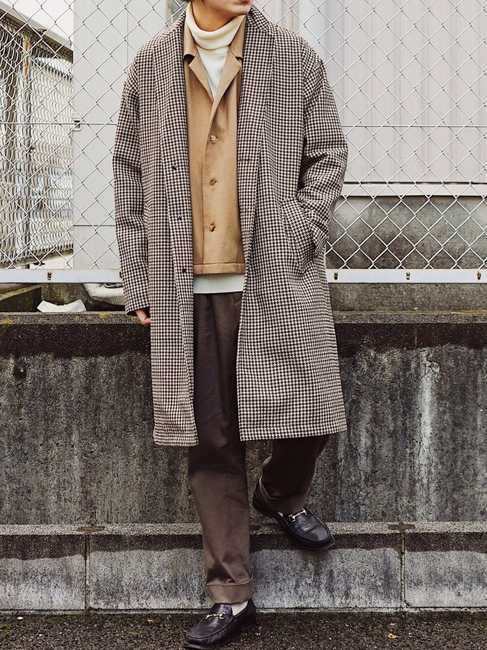 ★　coen コーエン　ガンクラブ　チェックチェスターコート　鳥柄　★ よしお｜coenのチェスターコートを使ったコーディネート - WEAR