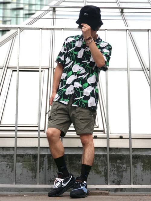 ジェロニモ Off Whiteのスニーカーを使ったコーディネート Wear