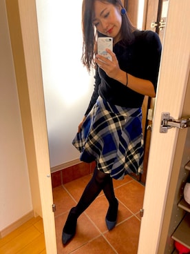 「BURBERRY BLUE LABEL（バーバリーブルーレーベル）のアイテム（スカート、ブルー系）」を使った、ゆみちょりさん（レディース・163cm）の秋コーディネート
