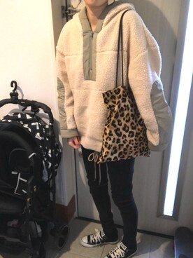 「DHOLIC(ディーホリック)のアイテム(エコバッグ/サブバッグ)」を使った、小太郎♡さん(レディース・166cm)の冬コーディネート