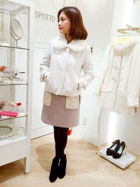 「LODISPOTTO（ロディスポット）のアイテム（ステンカラーコート）」を使った、LODISPOTTO OFFICIALさん（レディース・157cm）の冬コーディネート