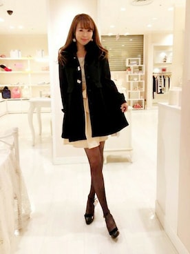 「LODISPOTTO（ロディスポット）のアイテム（ステンカラーコート）」を使った、LODISPOTTO OFFICIALさん（レディース・162cm）の冬コーディネート
