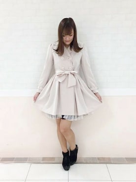 「LODISPOTTO（ロディスポット）のアイテム（トレンチコート）」を使った、LODISPOTTO OFFICIALさん（レディース・165cm）の冬コーディネート