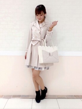 「LODISPOTTO（ロディスポット）のアイテム（トレンチコート）」を使った、LODISPOTTO OFFICIALさん（レディース・165cm）の冬コーディネート