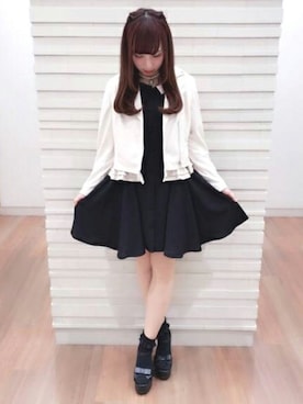 「LODISPOTTO（ロディスポット）のアイテム（ジャケット/アウター）」を使った、LODISPOTTO OFFICIALさん（レディース・155cm）の秋コーディネート