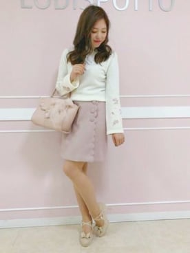 「LODISPOTTO（ロディスポット）のアイテム」を使った、LODISPOTTO OFFICIALさん（レディース・157cm）の冬コーディネート