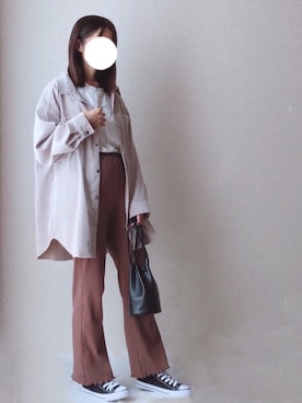 「fifth（フィフス）のフェイクレザー巾着バッグ（ハンドバッグ）」を使った、kさん（レディース・158cm）の秋コーディネート
