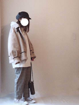 「パーカー」｜「アイテム（ムートンコート）」を使った、kさん（レディース・158cm）の冬コーディネート