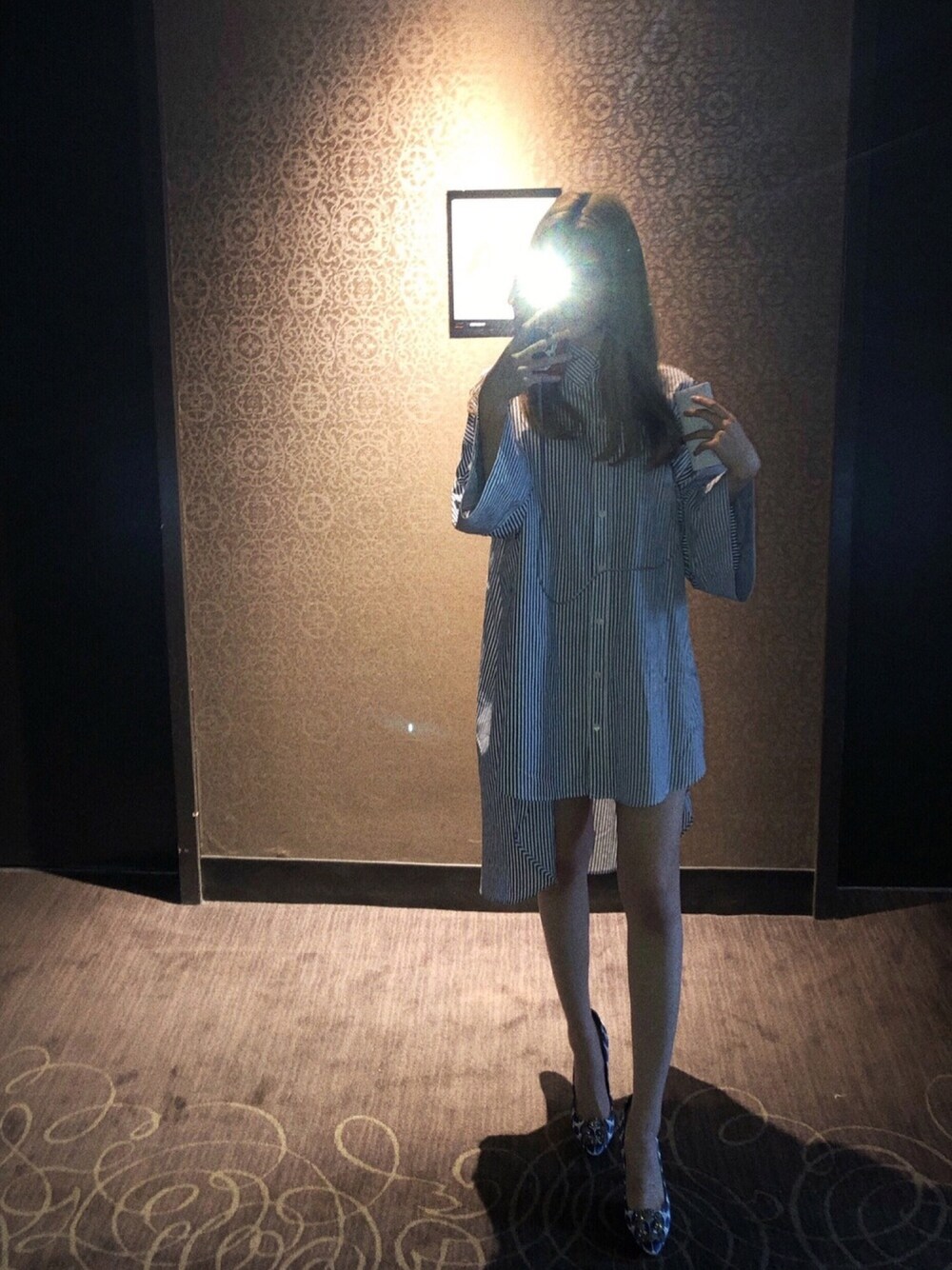 「ootd、今日のコーデ、ゆるコーデ、シンプルコーデ、ラフ、プチプラ、オトナカジュアル、休日スタイル、シャツスタイル、オトナ女子」｜「ZARAのアイテム（シャツワンピース、ブルー系）」を使った、taihiさん（レディース・157cm）の夏コーディネートの1枚目の写真