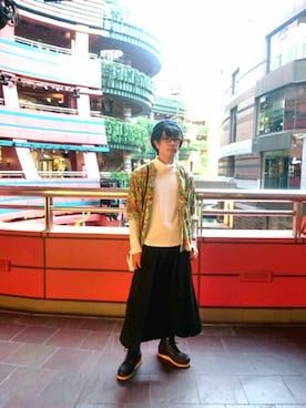 「袴パンツ」｜「アイテム（ハンチング/ベレー帽）」を使った、せきちゃんさん（メンズ・176cm）の秋コーディネート