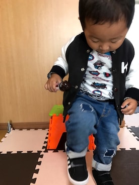 「Handmade（ハンドメイド）のアイテム（スタジャン）」を使った、sea＆skyさん（キッズ・80cm）の秋コーディネート