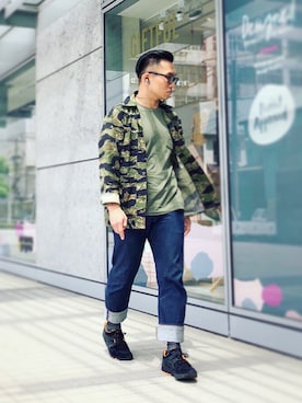 「EDWIN」｜「アイテム（ミリタリージャケット）」を使った、Colorholic manさん（メンズ・172cm）の春コーディネート