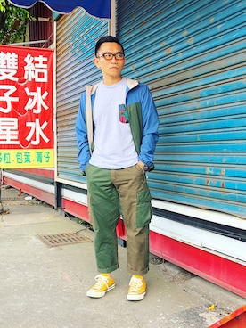 「plain-me（プレインミー）のアイテム（カーゴパンツ）」を使った、Colorholic manさん（メンズ・172cm）の春コーディネート