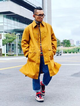 「アイテム（トレンチコート、ゴールド系）」を使った、Colorholic manさん（メンズ・172cm）の冬コーディネート