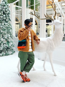 「J.CREW」｜「アイテム（その他アウター）」を使った、Colorholic manさん（メンズ・172cm）の冬コーディネート