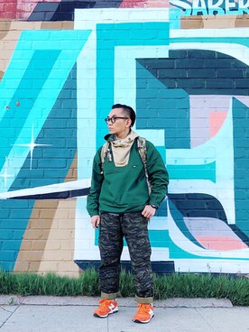 「J.CREW」｜「アイテム（その他アウター）」を使った、Colorholic manさん（メンズ・172cm）の冬コーディネート