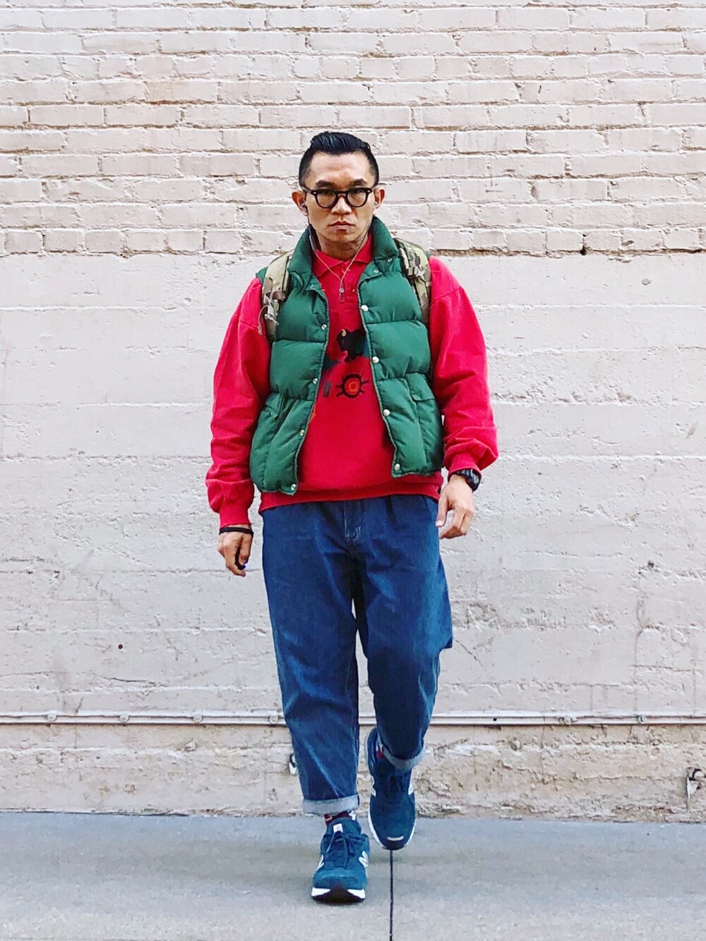 「l.l.bean、vintage、UNIQLO、UNIQLO U、New Balance、NEW BALANCE 990、ootd、menswear、streetstyle、streetfashion」｜「L.L.Beanのアイテム（ダウンベスト、グリーン系）」を使った、Colorholic manさん（メンズ・172cm）の冬コーディネートの1枚目の写真