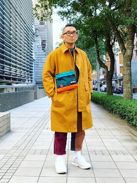 「アイテム（トレンチコート、ゴールド系）」を使った、Colorholic manさん（メンズ・172cm）の冬コーディネート