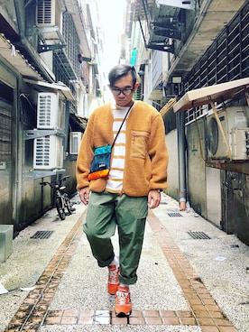 「J.CREW」｜「アイテム（その他アウター）」を使った、Colorholic manさん（メンズ・172cm）の冬コーディネート