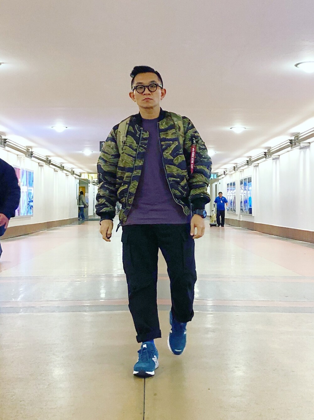 「alphaindustries、converse、brain dead、wallace & barnes、J.CREW、New Balance、NEW BALANCE 990、ootd、menswear、streetstyle」｜「Alpha Industriesのアイテム（MA-1、グリーン系）」を使った、Colorholic manさん（メンズ・172cm）の冬コーディネートの1枚目の写真