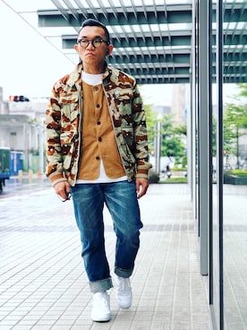 「EDWIN」｜「アイテム（その他アウター）」を使った、Colorholic manさん（メンズ・172cm）の春コーディネート