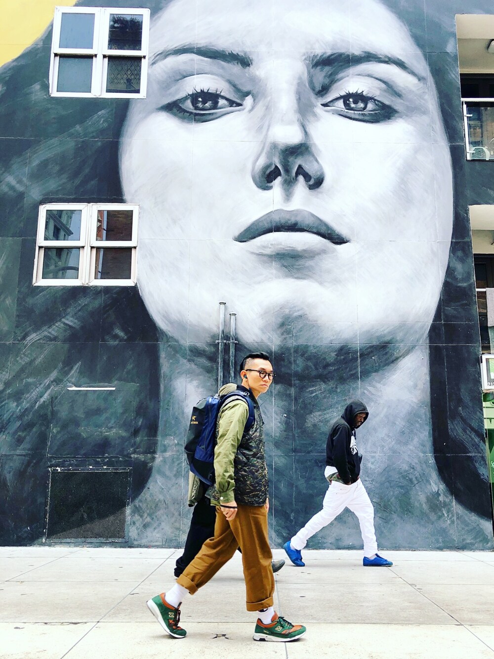 「carhartt、Carhartt WIP(Carhartt WIP)、BEAMS、New Balance、new balance 1500、ARC'TERYX、Los Angeles、ootd、streetstyle、streetfashion」｜「Carhartt WIPのアイテム（その他アウター、グリーン系）」を使った、Colorholic manさん（メンズ・172cm）の夏コーディネートの1枚目の写真