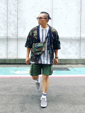 「oqLiq（オークリック）のアイテム（その他アウター）」を使った、Colorholic manさん（メンズ・172cm）の秋コーディネート