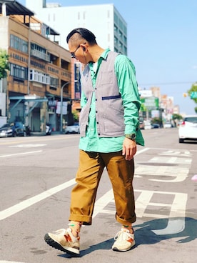 「napron（ナプロン）のアイテム（ジャケット/アウター）」を使った、Colorholic manさん（メンズ・172cm）の秋コーディネート