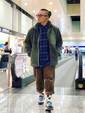 「UNIQLO JW ANDERSON」｜「アイテム（その他アウター）」を使った、Colorholic manさん（メンズ・172cm）の秋コーディネート