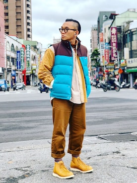 「Carhartt WIP（カーハートダブリューアイピー）のアイテム（チノパンツ）」を使った、Colorholic manさん（メンズ・172cm）の冬コーディネート