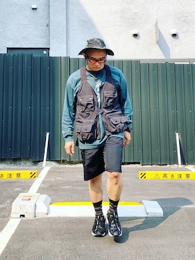 「MANASTASH」｜「アイテム（その他アウター）」を使った、Colorholic manさん（メンズ・172cm）の春コーディネート