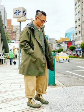 「BEAMS PLUS（ビームスプラス）のアイテム（その他アウター）」を使った、Colorholic manさん（メンズ・172cm）の春コーディネート