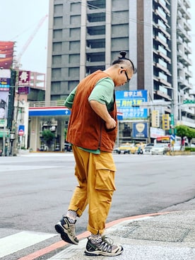 「BEAMS PLUS（ビームスプラス）のアイテム（その他アウター）」を使った、Colorholic manさん（メンズ・172cm）の秋コーディネート