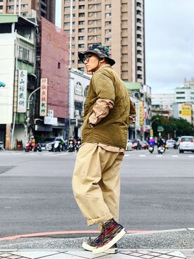 「NUMERALS（ヌメラルズ）のアイテム（その他アウター）」を使った、Colorholic manさん（メンズ・172cm）の冬コーディネート