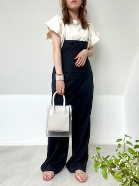 「RODE SKO」｜「アイテム（オールインワン・サロペット）」を使った、＊𝒂𝒎𝒆𝒍𝒊𝒆𝒆＊さん（レディース・158cm）の春コーディネート