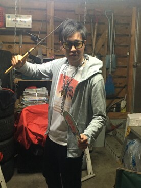 「THAKOON ADDITION（タクーンアディション）のアイテム（スラックス）」を使った、Araryoooooooさん（メンズ・270cm）の春コーディネート