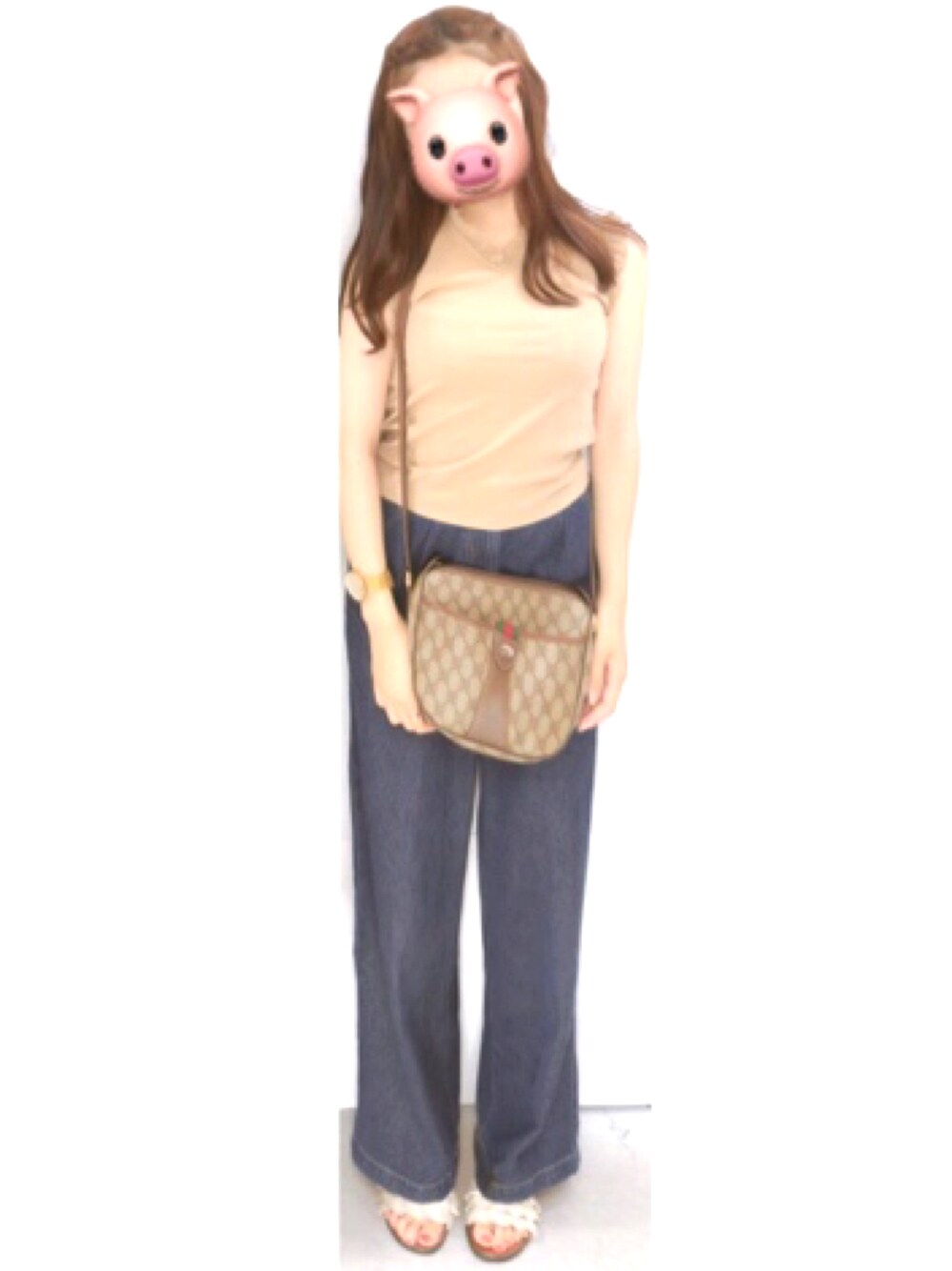 「GUCCI、おさがり」｜「GUCCIのアイテム（ショルダーバッグ、ベージュ系）」を使った、pigさん（レディース・158cm）の秋コーディネートの1枚目の写真