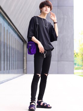 サンダル パープル系 を使った 黒スキニー のコーディネート一覧 季節 6月 8月 Wear