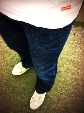 「Supreme （シュプリーム）のアイテム（Tシャツ/カットソー、ホワイト系）」を使った、Su®︎さん（メンズ・178cm）の春コーディネート